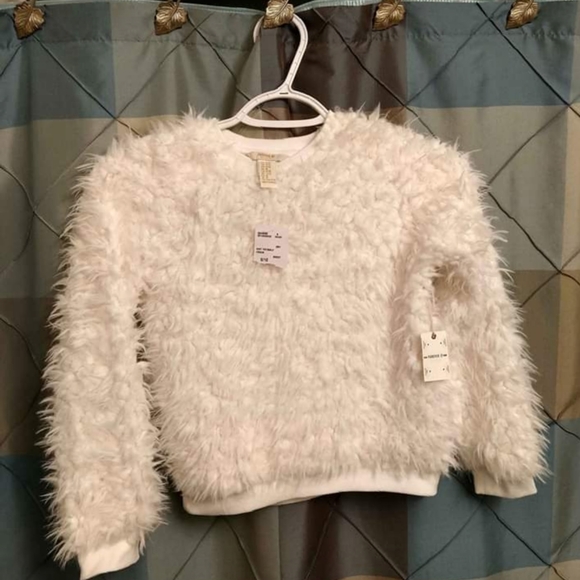Forever 21 Other - Girls sweater/pullover